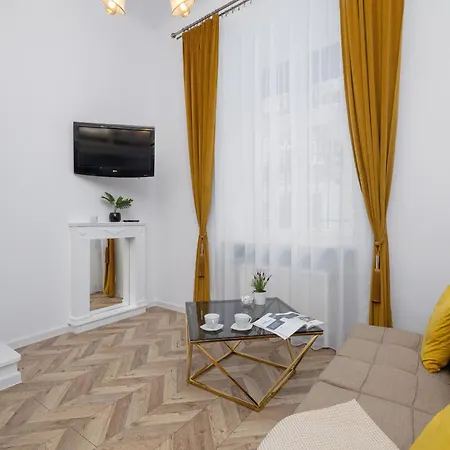 شقة Studio With Mezzanine Near City Centre By Renters