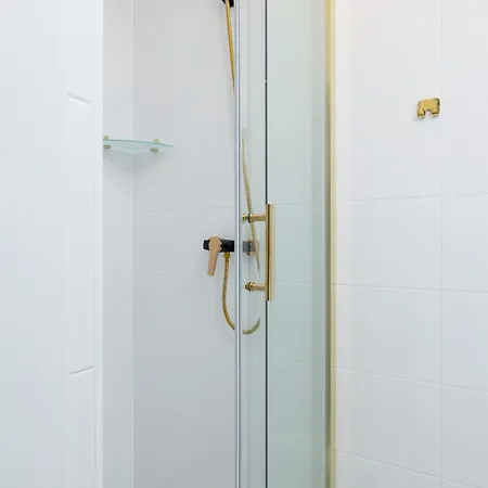Studio With Mezzanine Near City Centre By Renters كراكوفيا