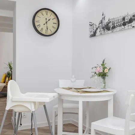 Studio With Mezzanine Near City Centre By Renters